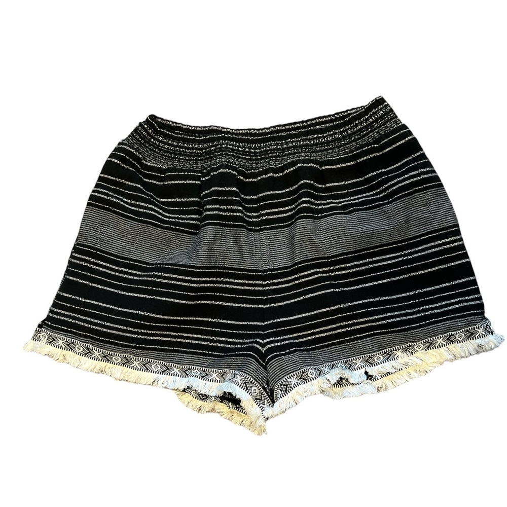 Hem & Thread Pull On Shorts